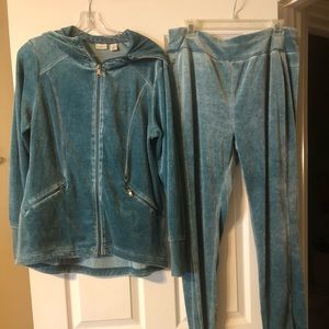 COPY - NWT velour Westbound suit